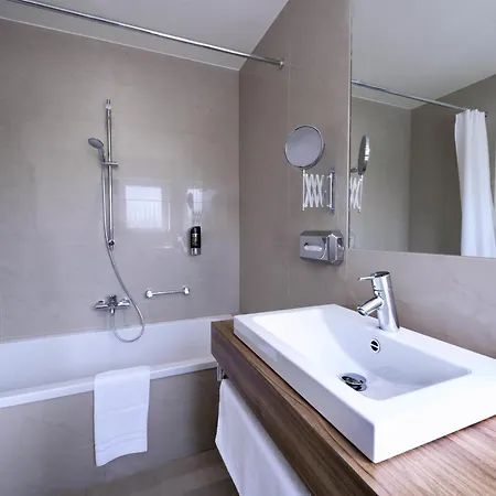 Western Brunnenhof 3*