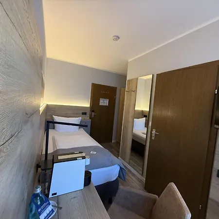 Western Brunnenhof 3*