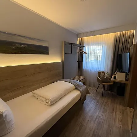 Ξενοδοχείο Western Brunnenhof 3*